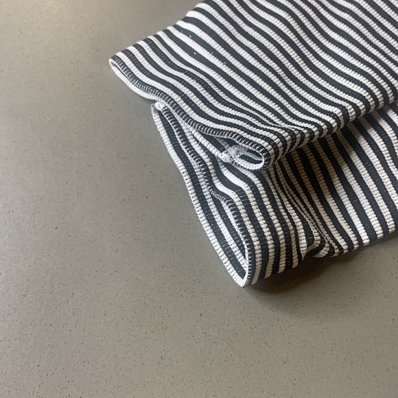 Spiritual Gangster Striped Leggings - Picture 4 of 6